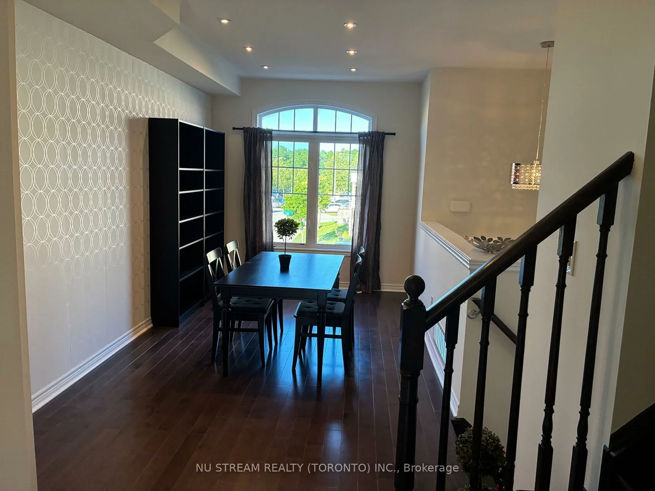 300, Delray, Greensborough, Markham