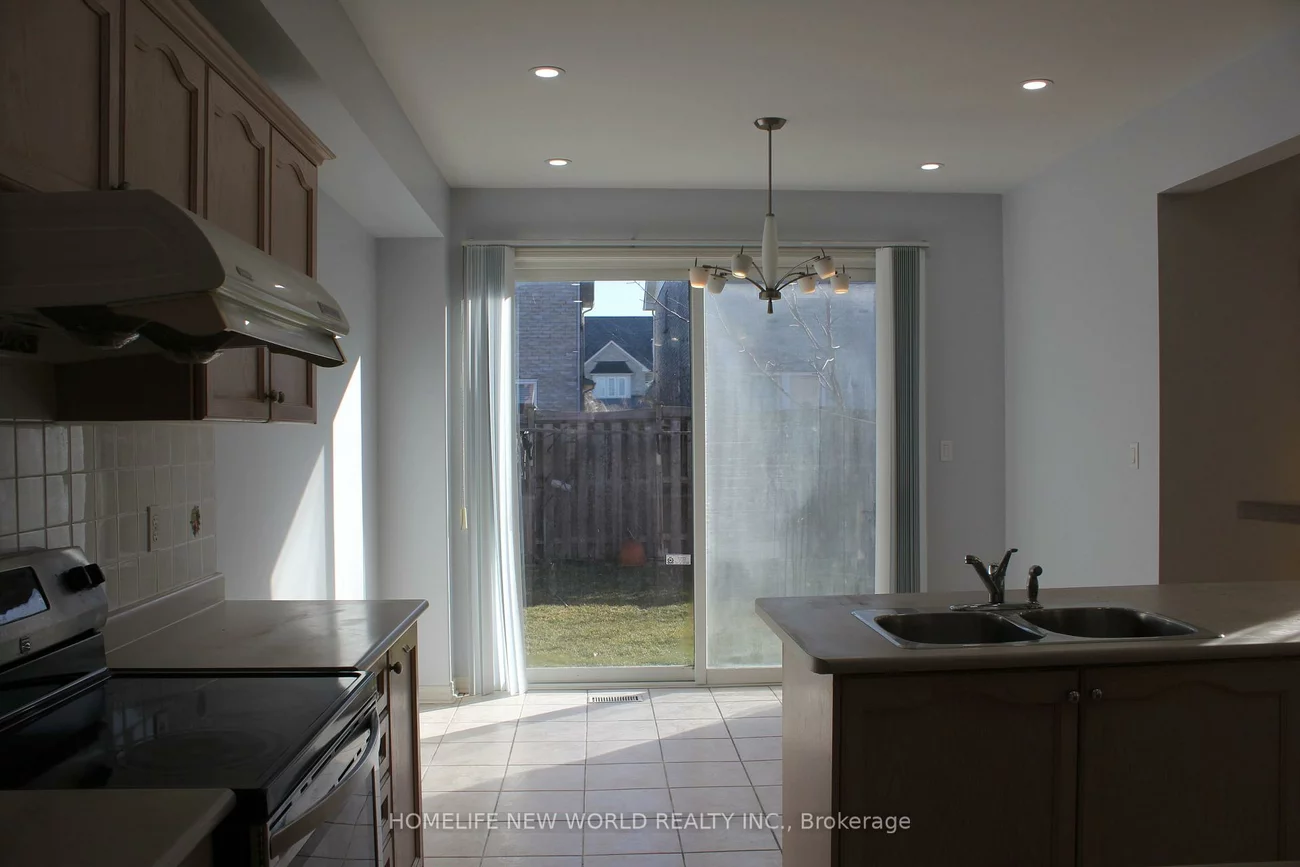 31, Barkwood, Berczy, Markham