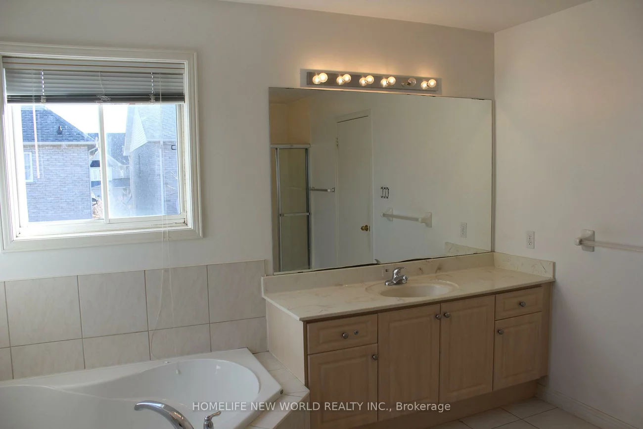 31, Barkwood, Berczy, Markham