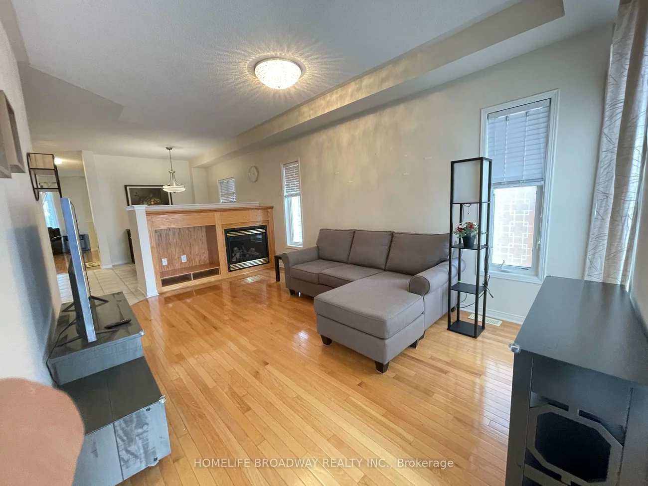 800, Cornell Rouge, Cornell, Markham