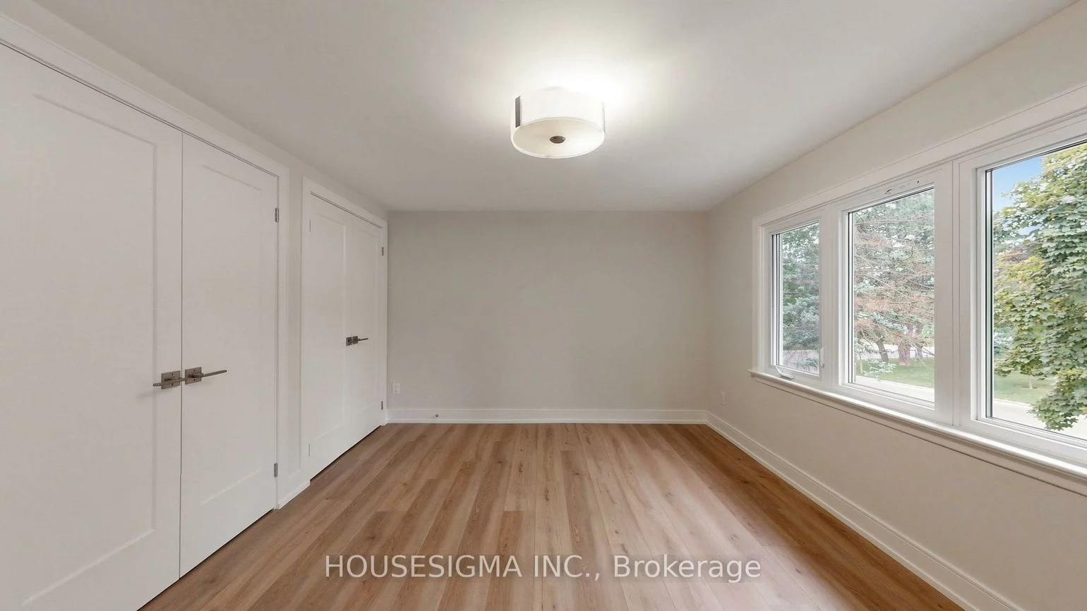 126, Woodward, Grandview, Markham