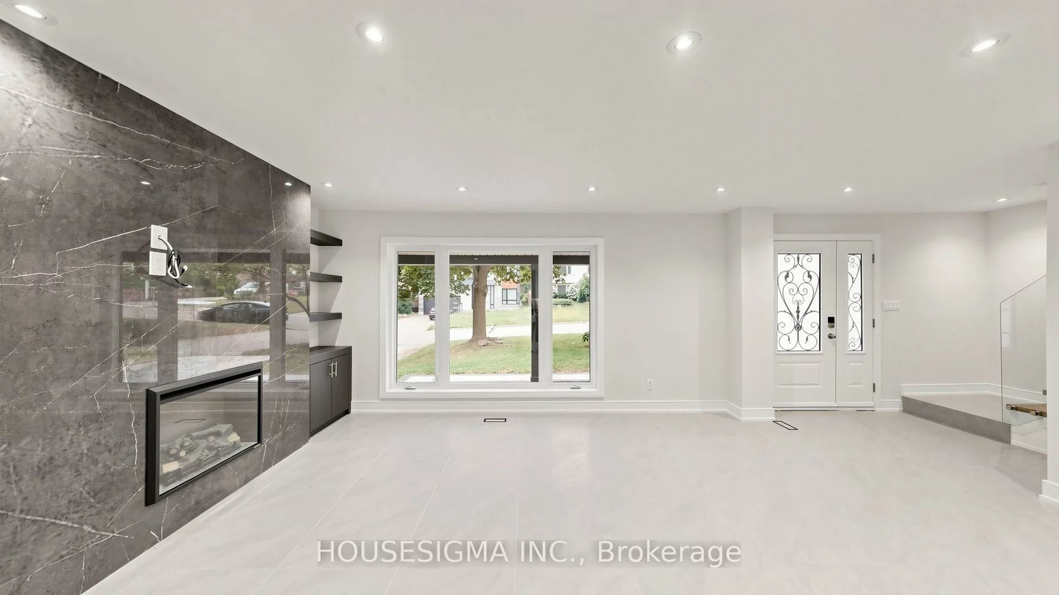 126, Woodward, Grandview, Markham