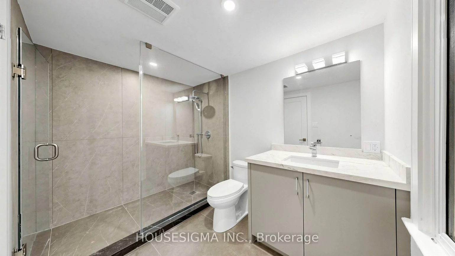 126, Woodward, Grandview, Markham