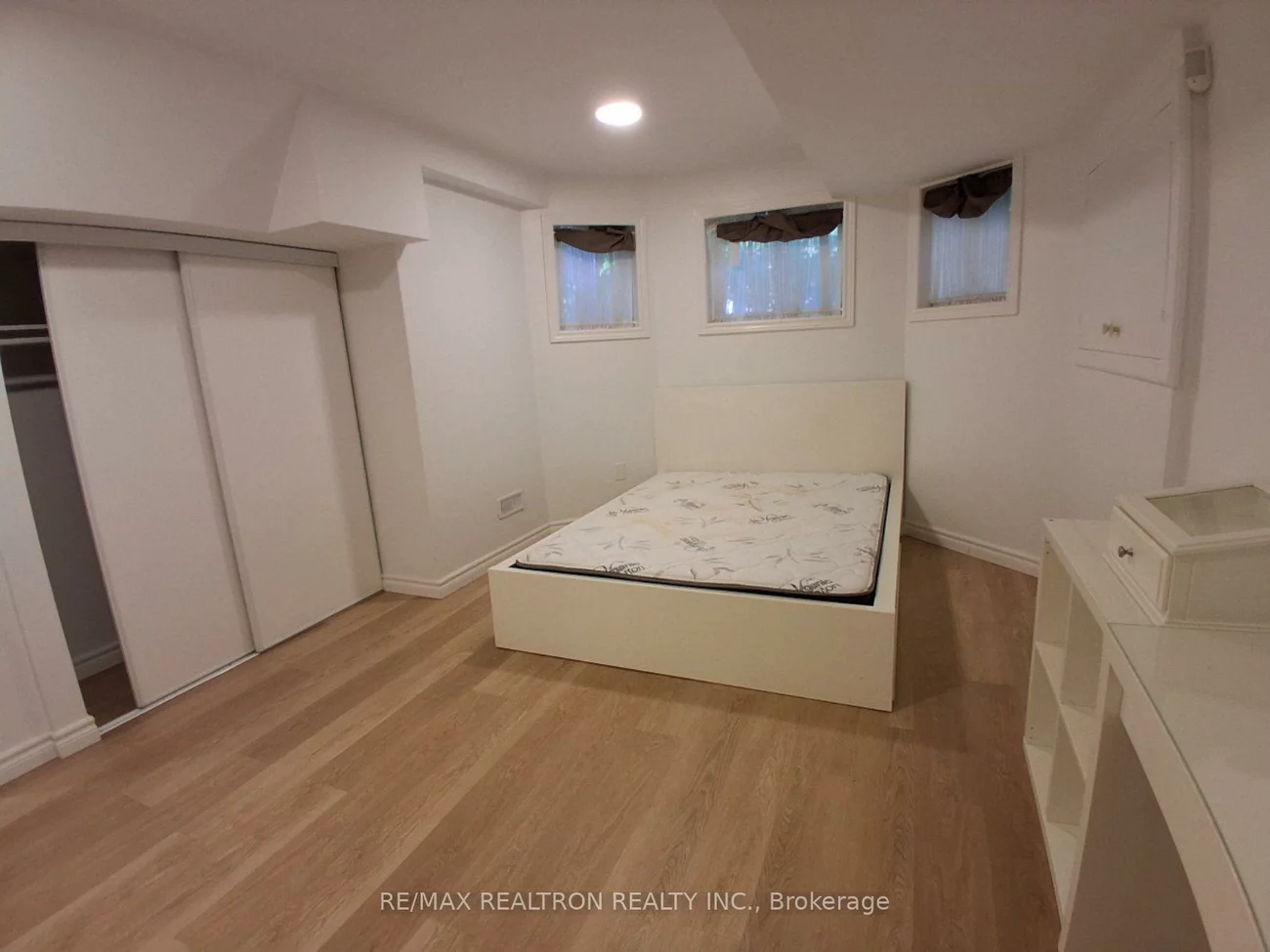 73, Main, Unionville, Markham
