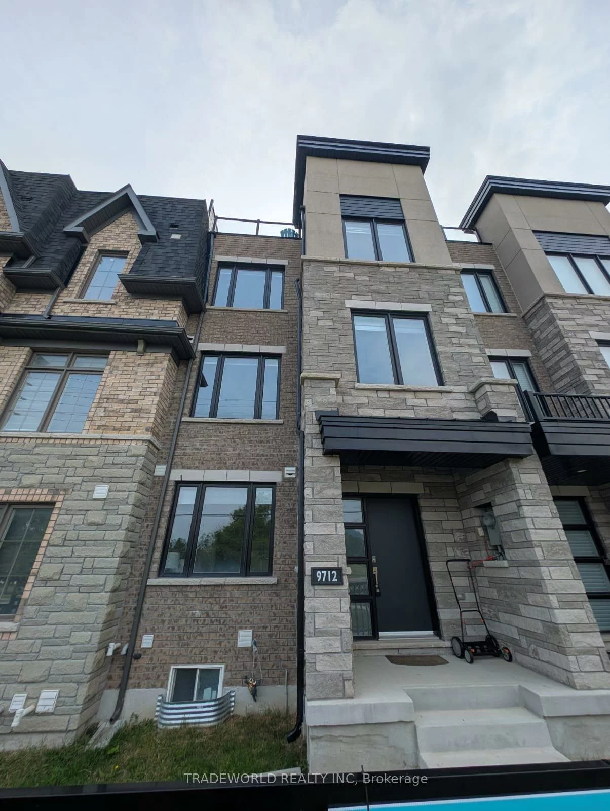 9712, Kennedy, Angus Glen, Markham