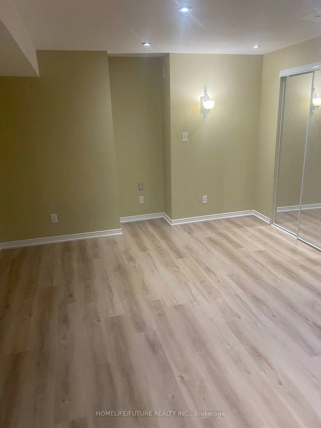 22, Treeline, Rouge Fairways, Markham