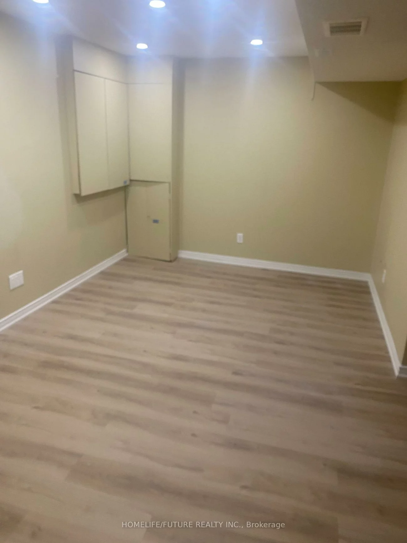 22, Treeline, Rouge Fairways, Markham