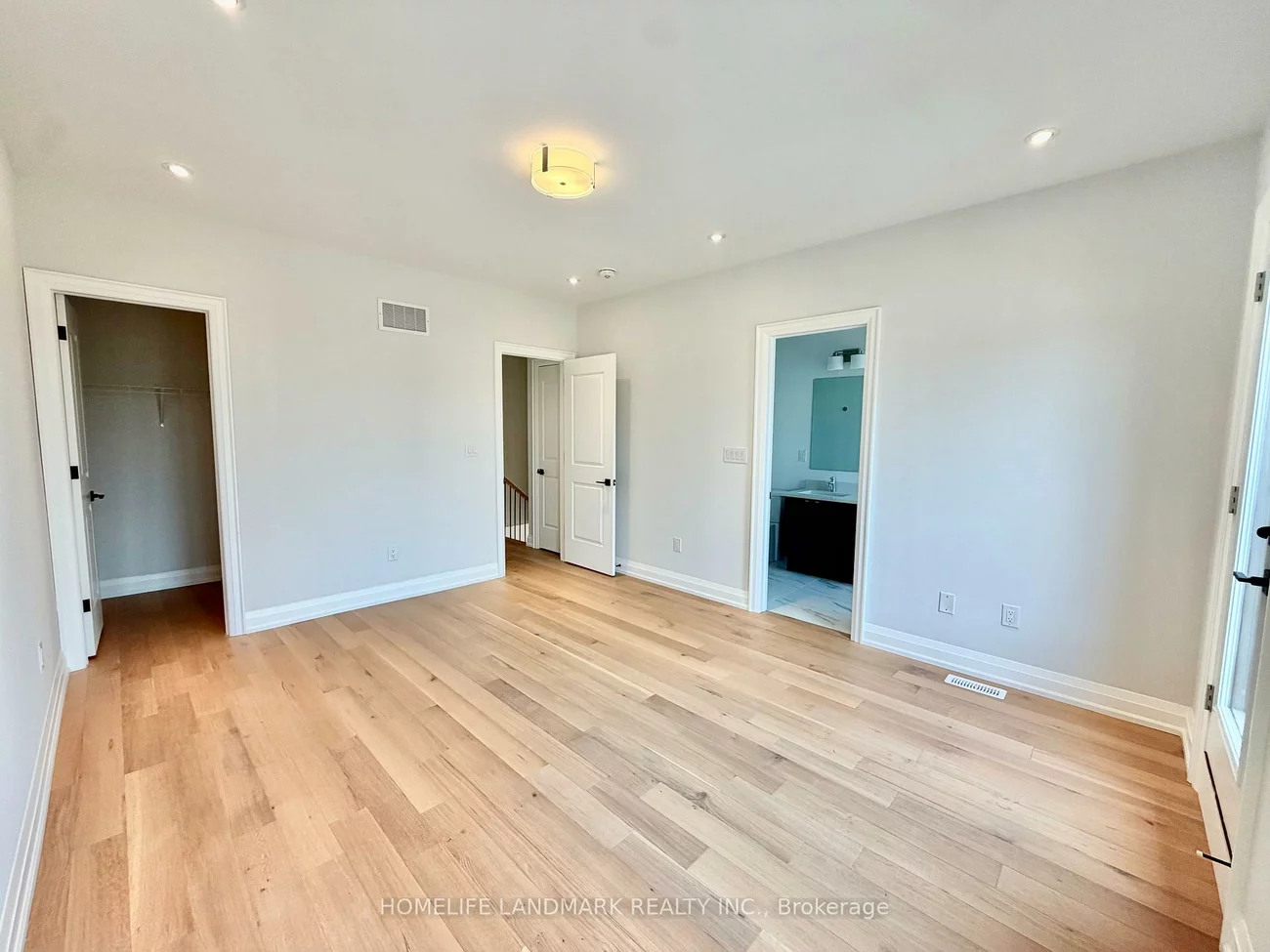 433, York Downs, Cachet, Markham