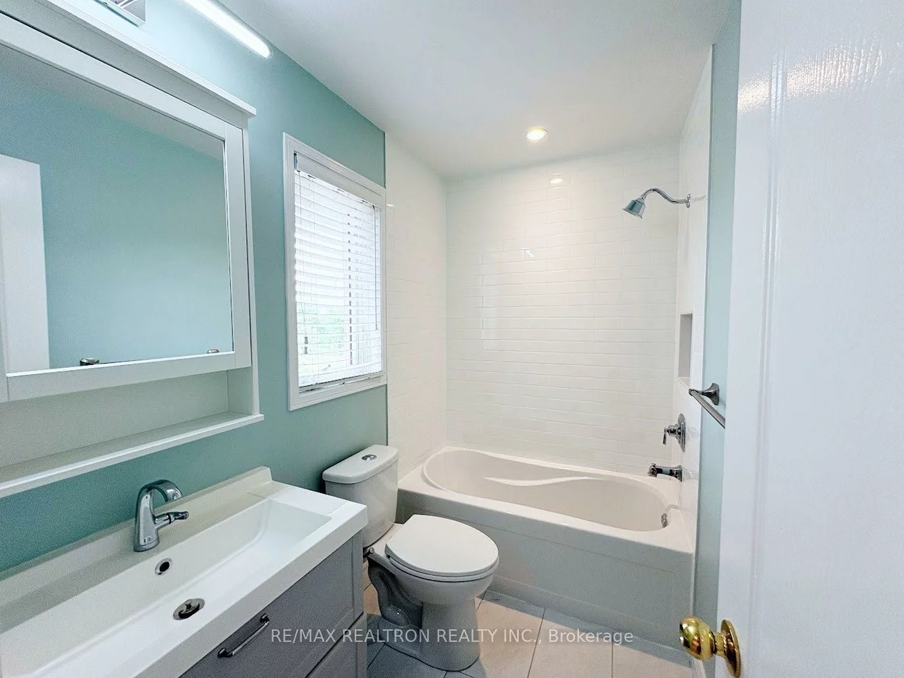 329, Bur Oak, Berczy, Markham