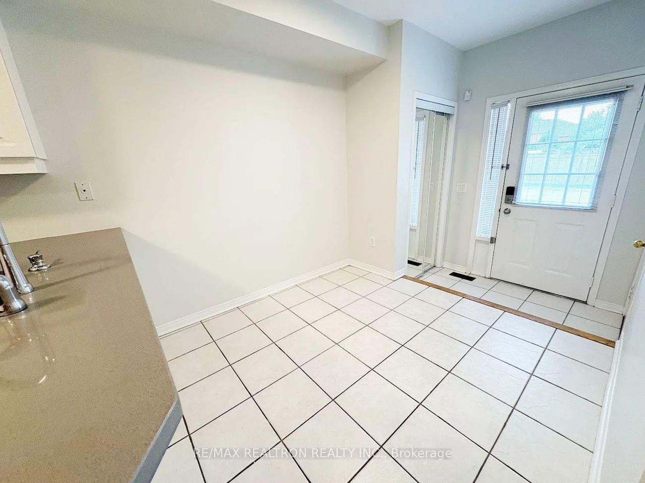 329, Bur Oak, Berczy, Markham