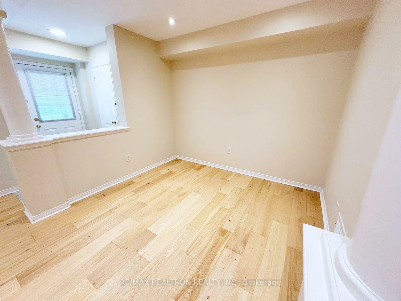 329, Bur Oak, Berczy, Markham