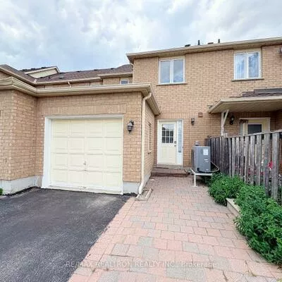 329, Bur Oak, Berczy, Markham