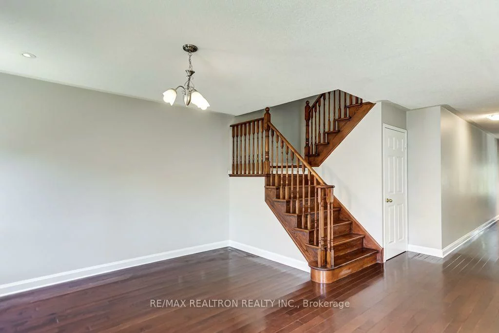 20, Raintree, Village Green-South Unionville, Markham