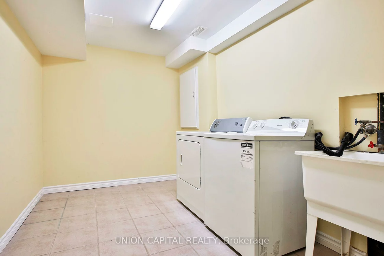 762, Caboto, Village Green-South Unionville, Markham