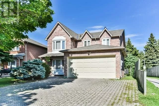 43, Norman Ross, Middlefield, Markham