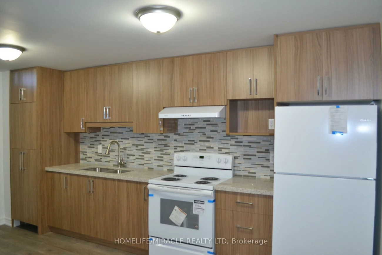43, Norman Ross, Middlefield, Markham