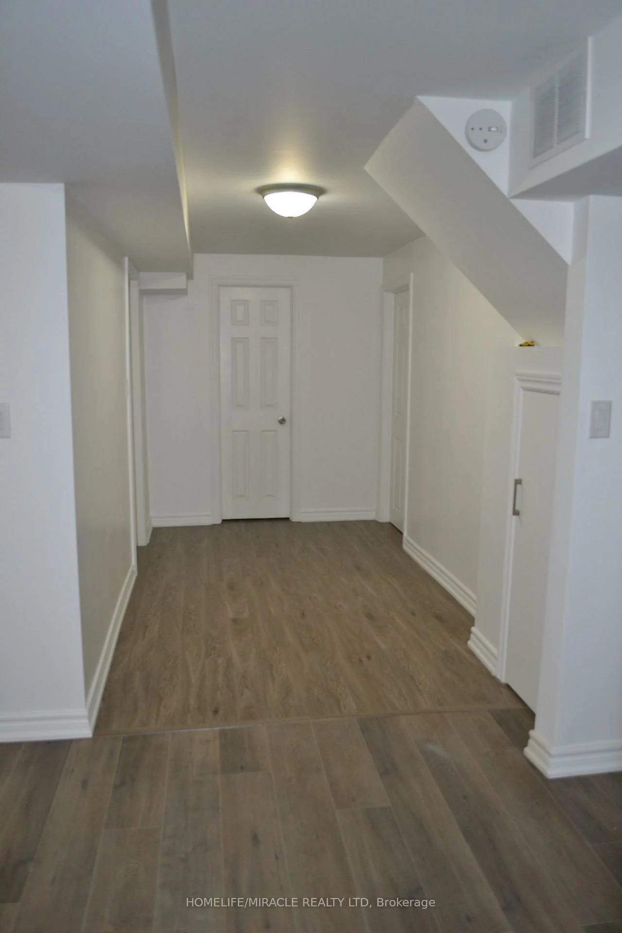 43, Norman Ross, Middlefield, Markham
