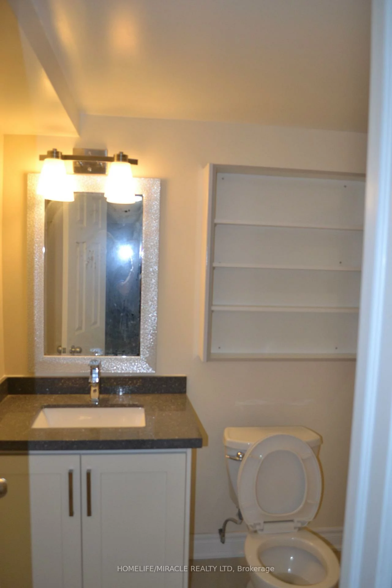 43, Norman Ross, Middlefield, Markham