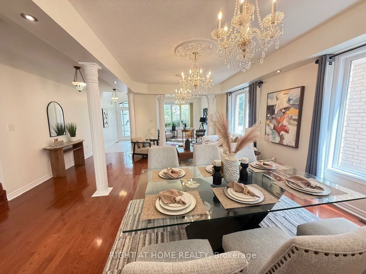 17, Coral Cove, Greensborough, Markham