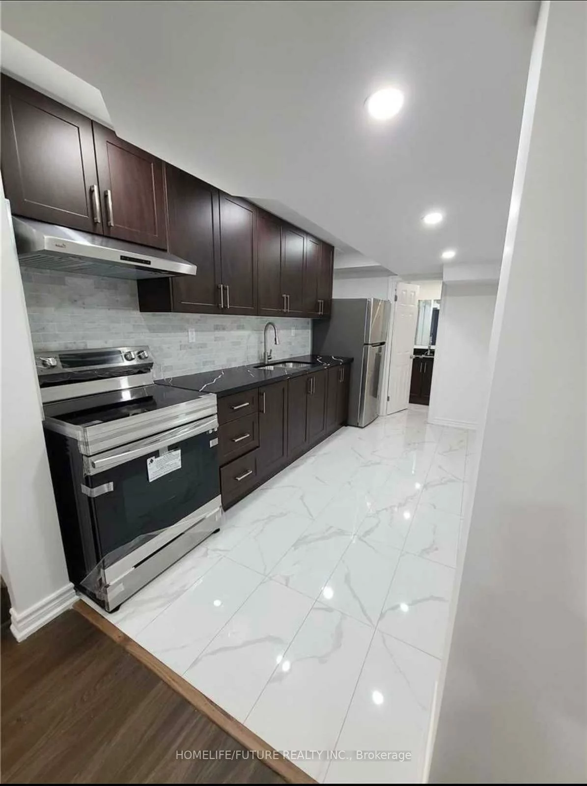 12, Reign, Cedarwood, Markham