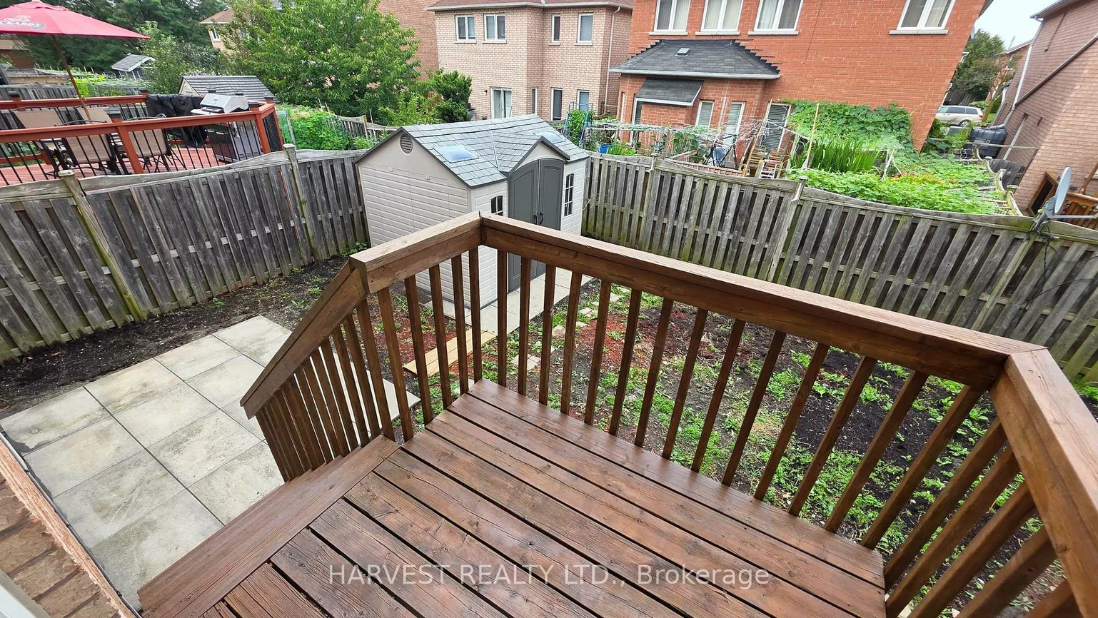 10, Walford, Middlefield, Markham