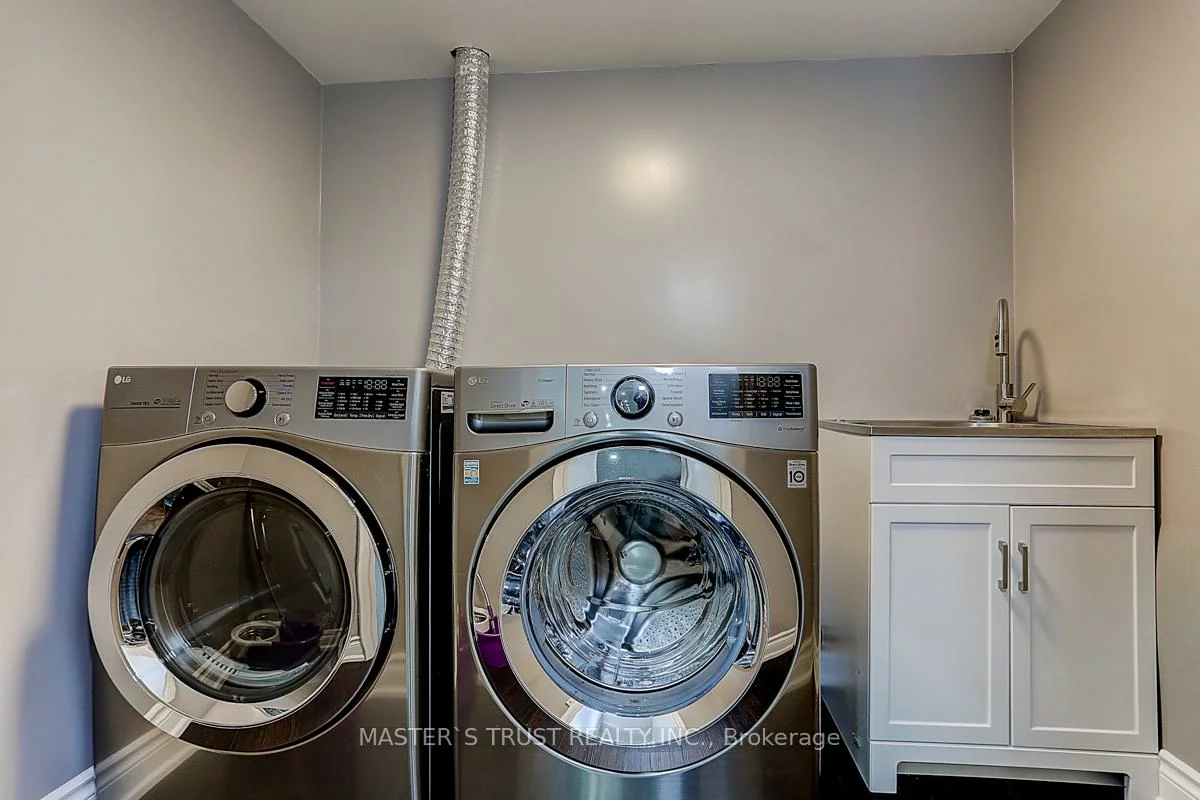 12, Glenbar, Village Green-South Unionville, Markham