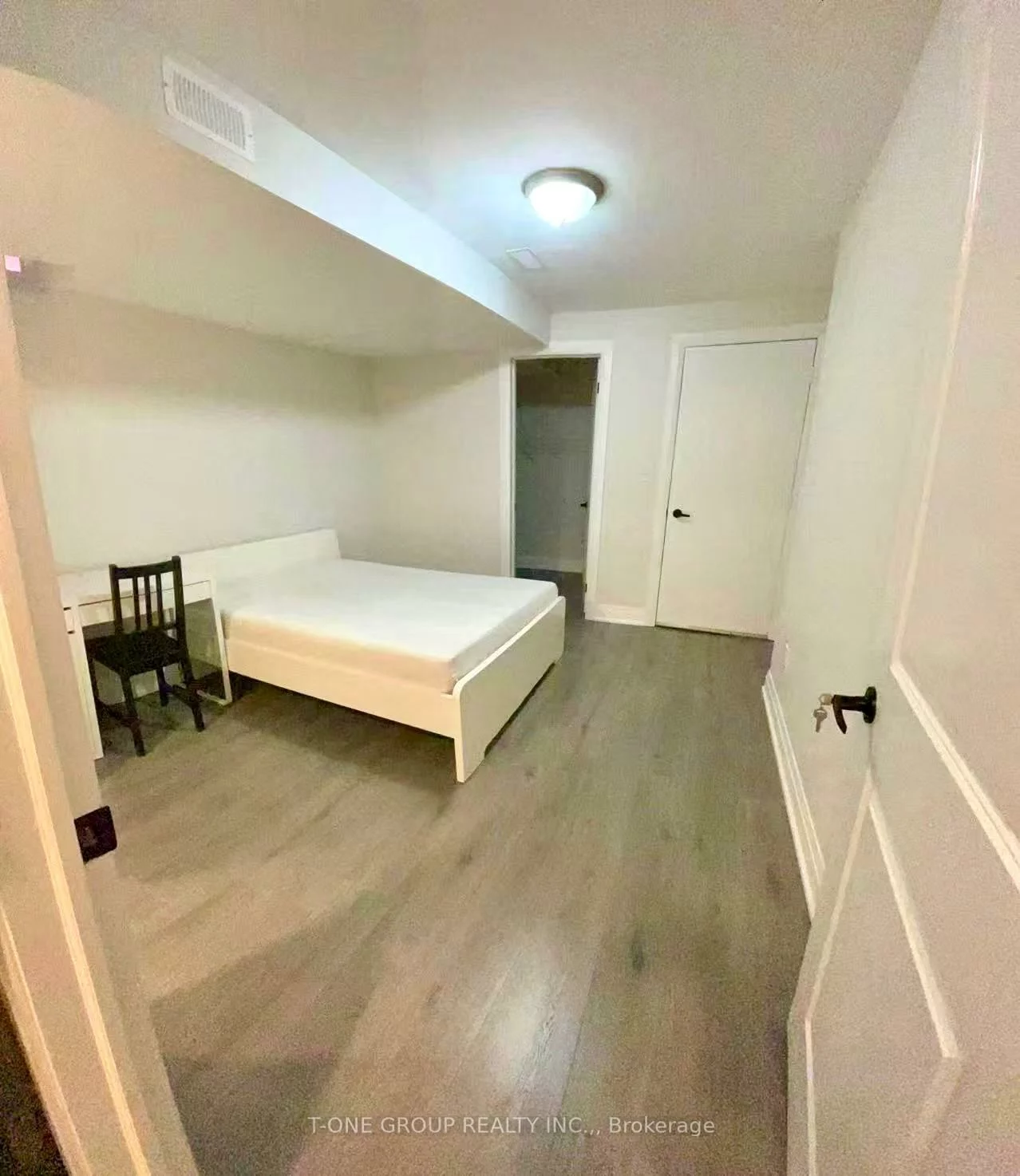 8, Fairlawn, Berczy, Markham