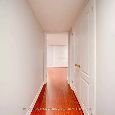 60, Warren Bradley, Berczy, Markham