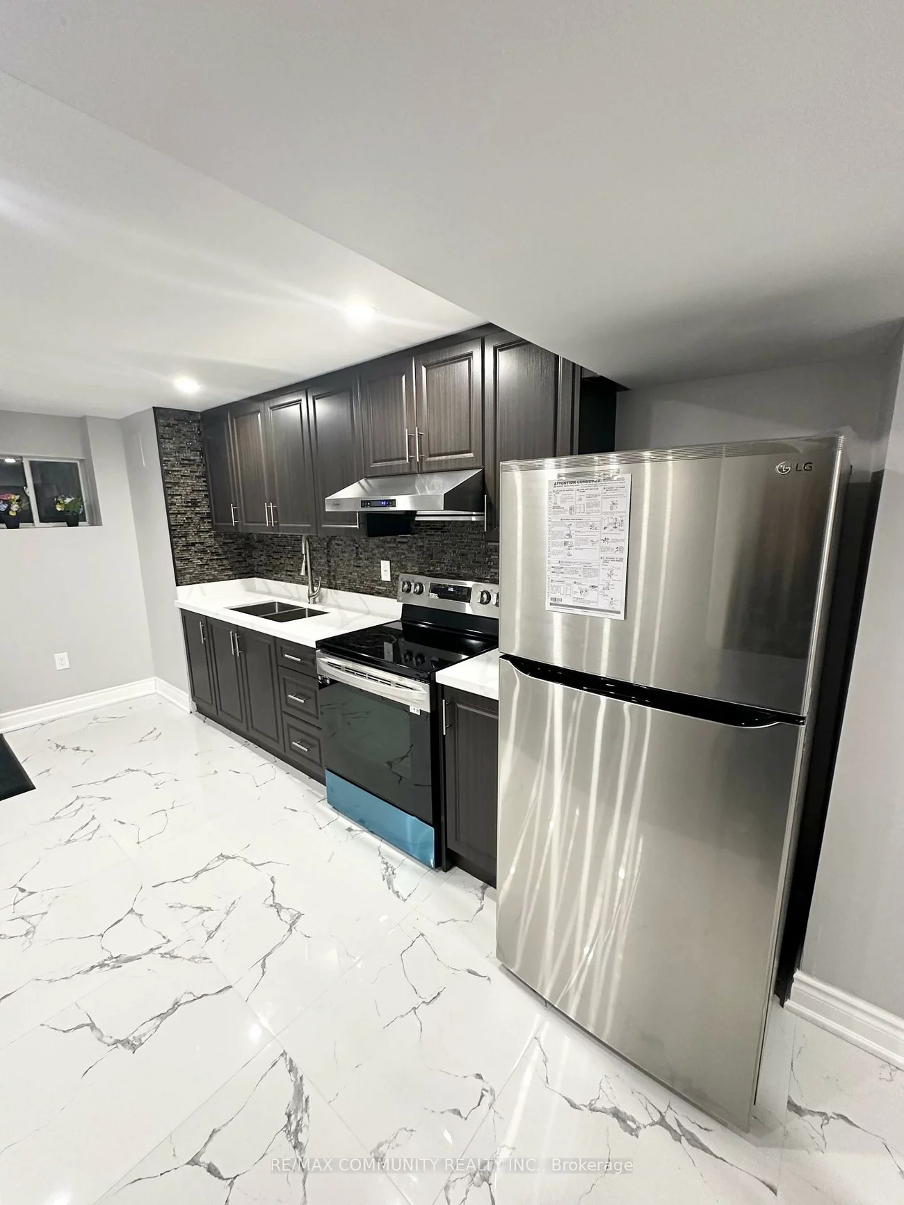 6962, 14th, Box Grove, Markham