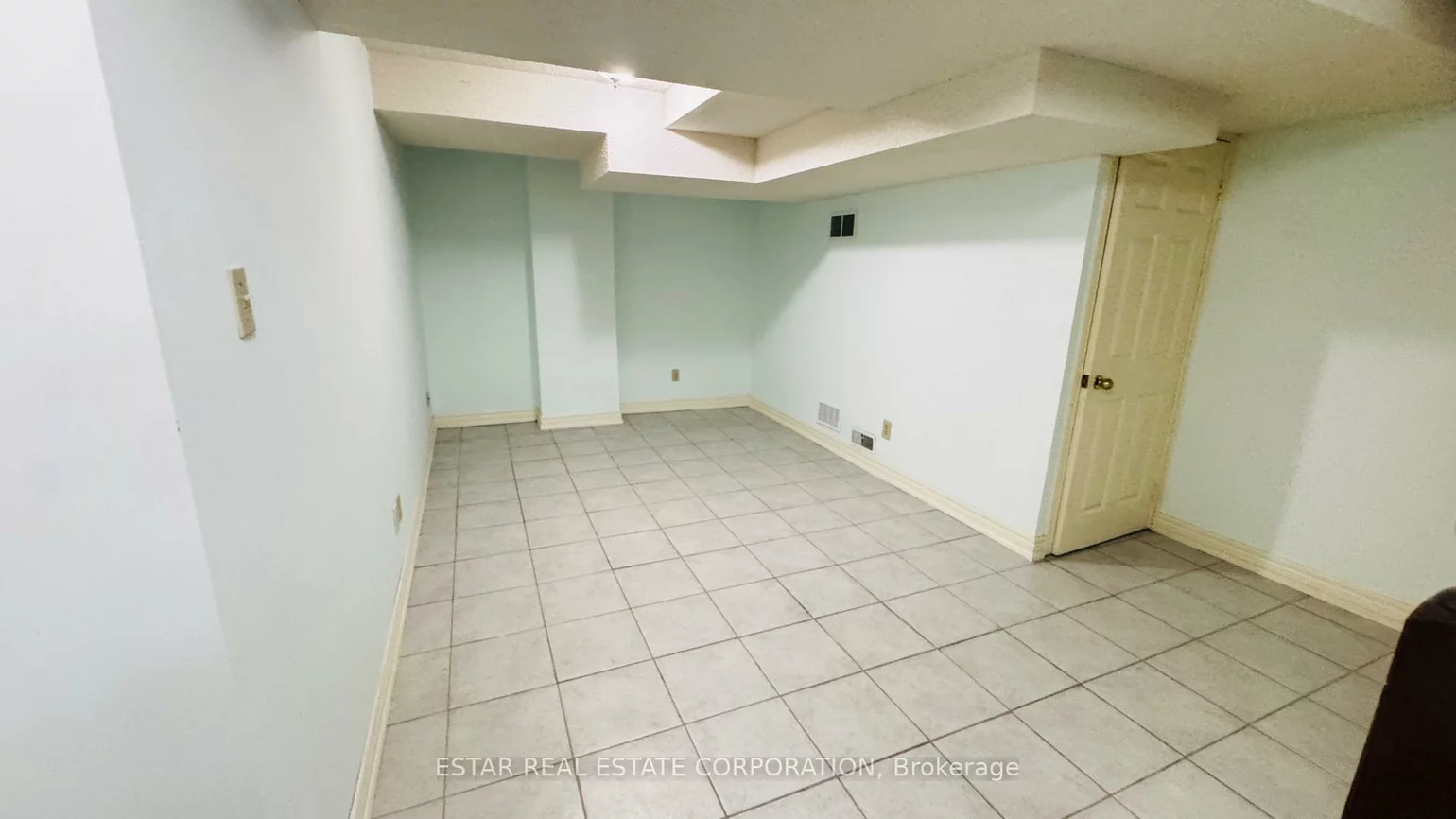 39, Loweswater, Unionville, Markham