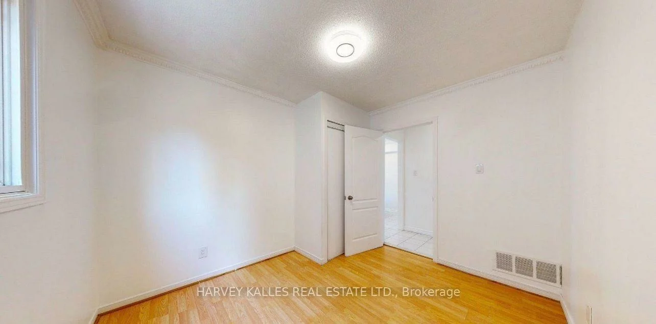 71, Olivewood, Middlefield, Markham
