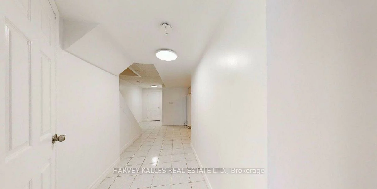 71, Olivewood, Middlefield, Markham