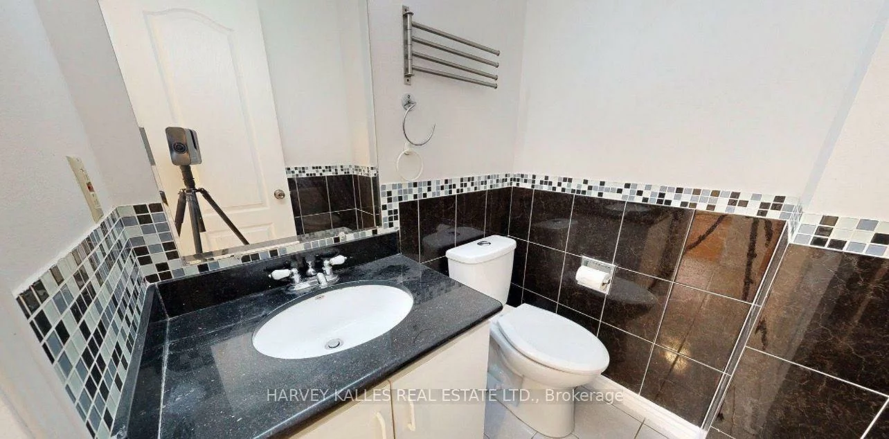 71, Olivewood, Middlefield, Markham