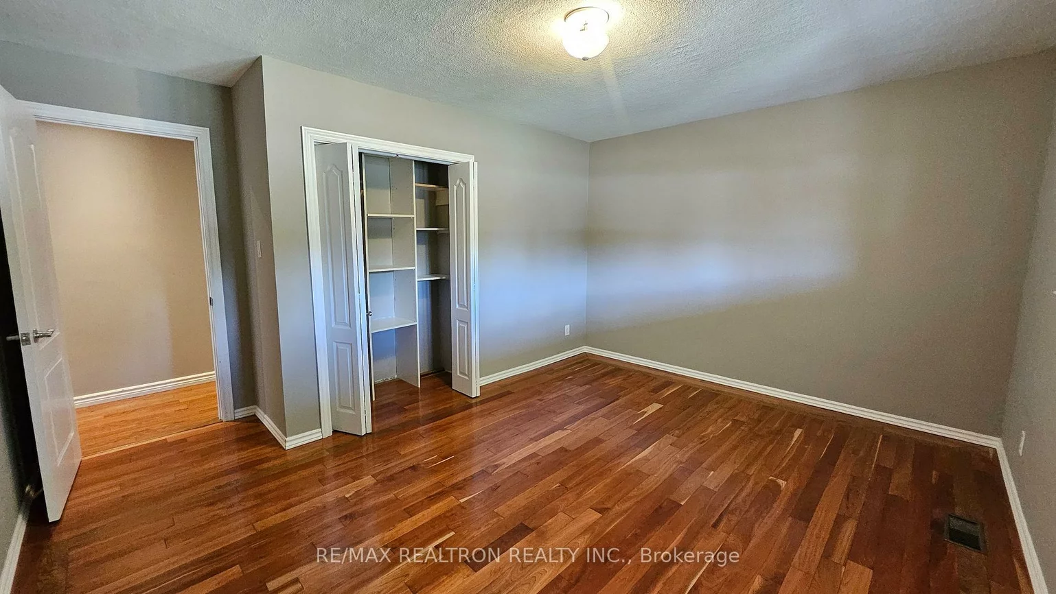 7470, Ninth, Box Grove, Markham