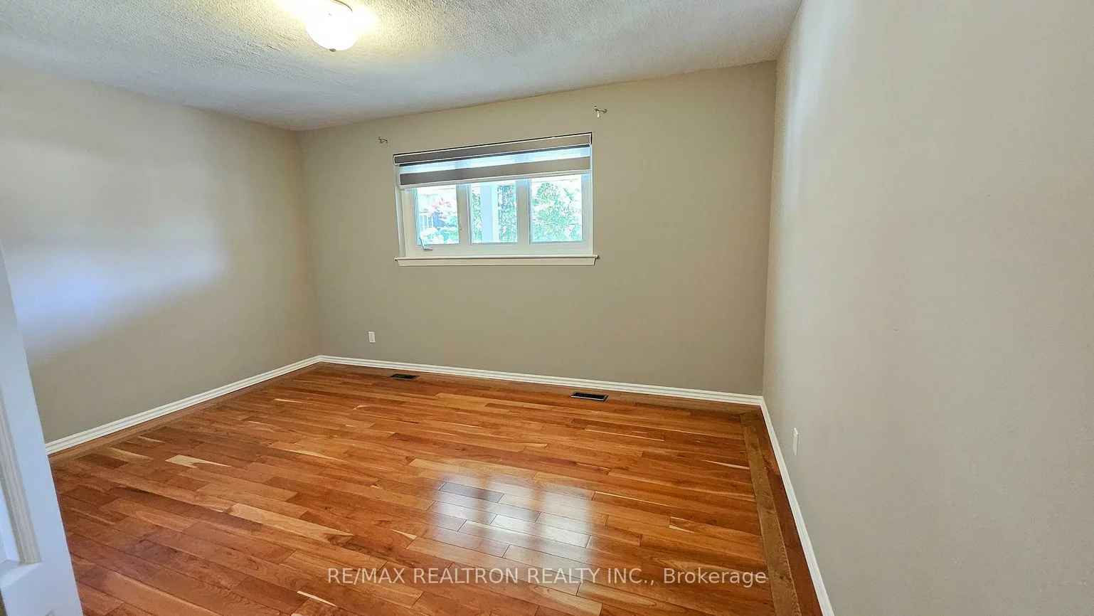 7470, Ninth, Box Grove, Markham