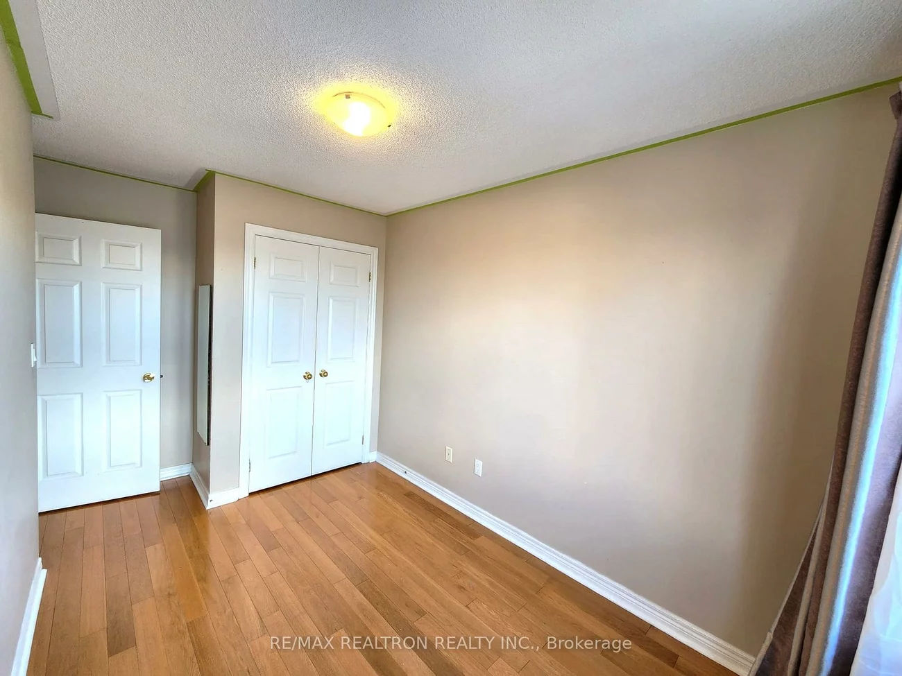 17, Carnation, Commerce Valley, Markham