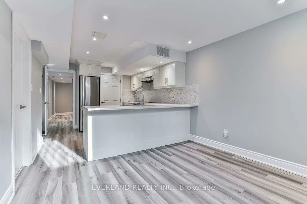7, Woodgrove, Angus Glen, Markham