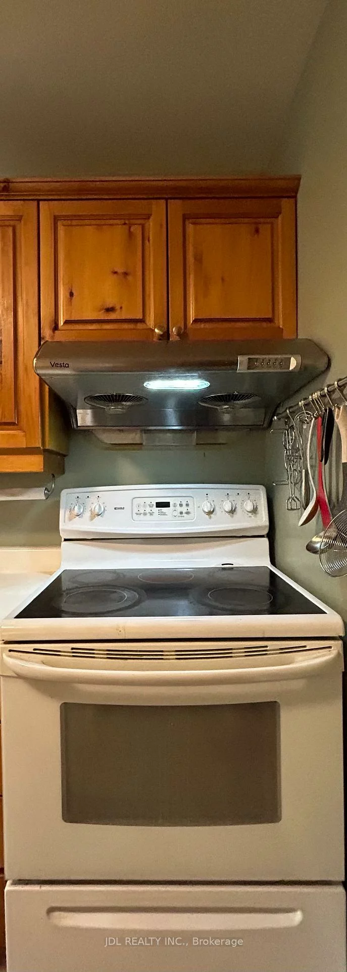 110, Robinson St, Bullock, Markham