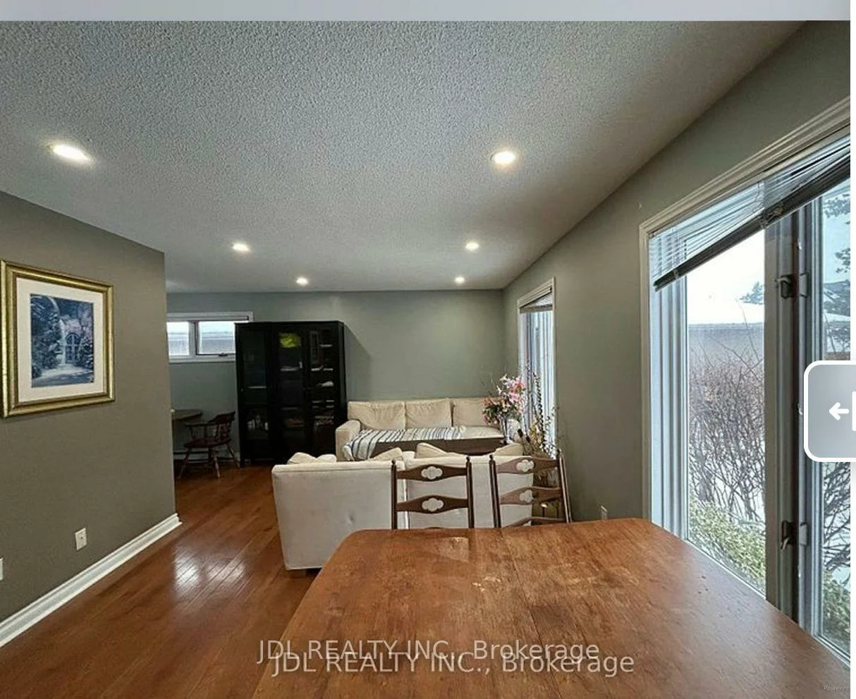 110, Robinson St, Bullock, Markham