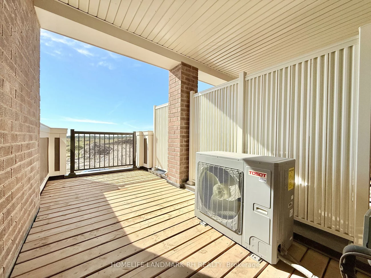 56, Azure, Rural Markham, Markham