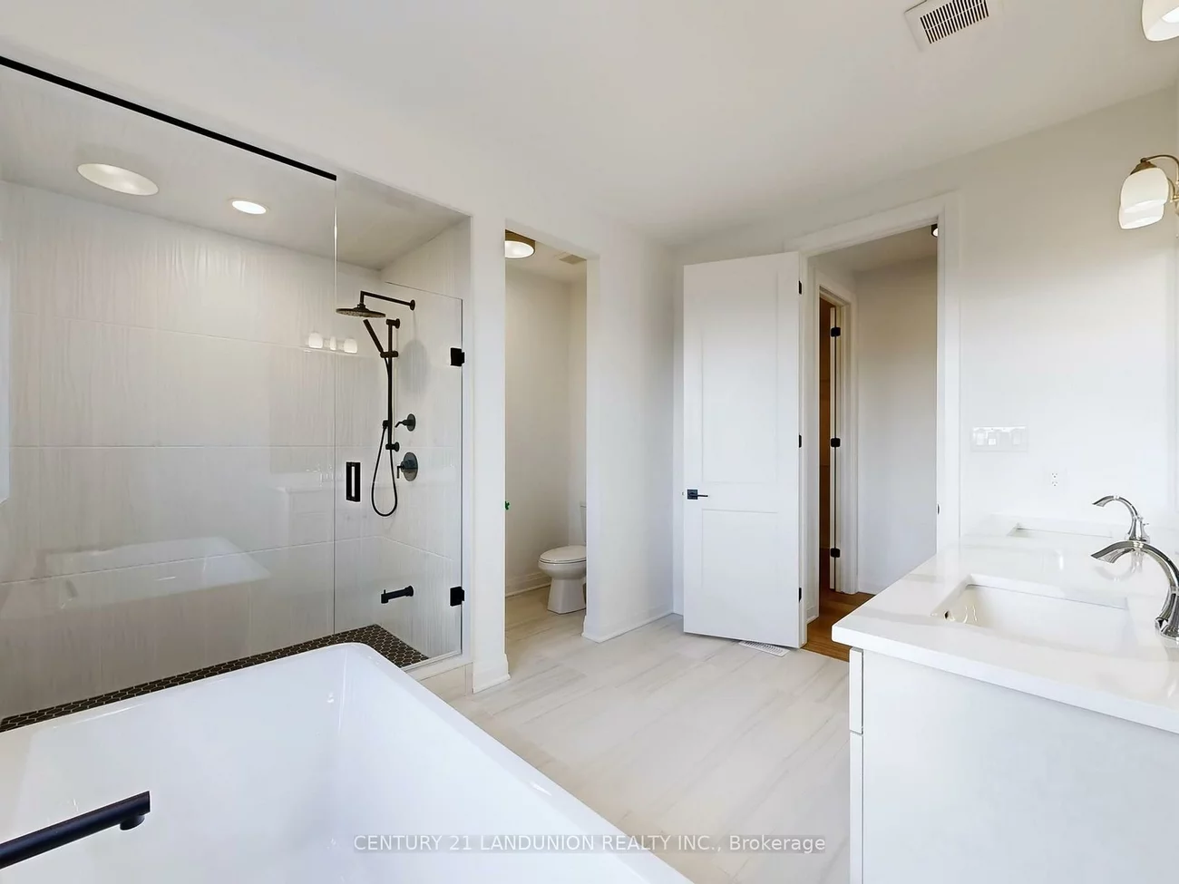 19, Spring Oak, Rural Markham, Markham