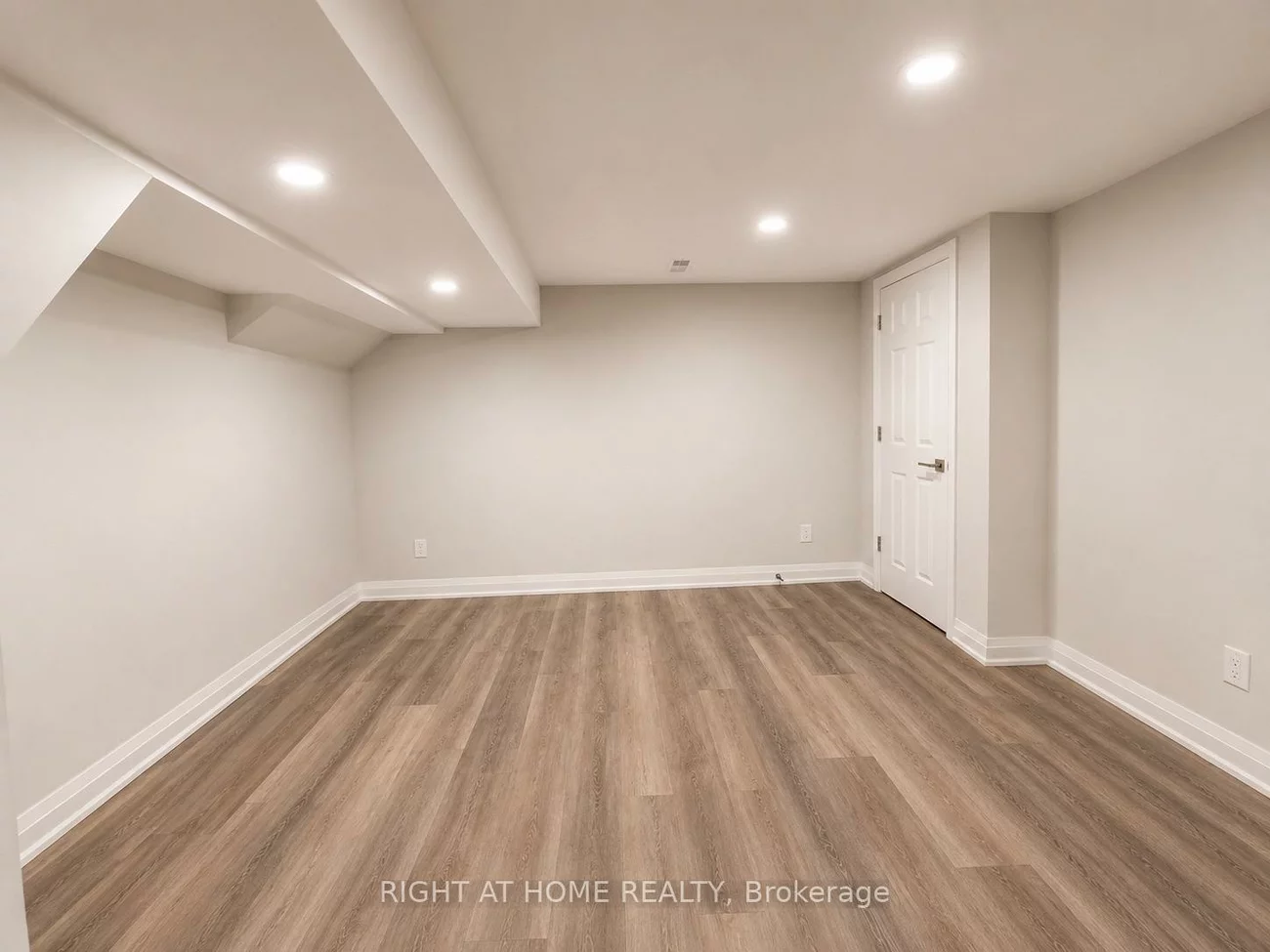 78, Julia, Thornhill, Markham