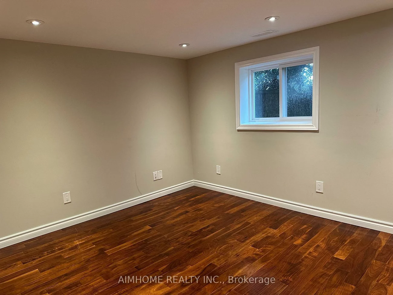 35, Royal Orchard BSMT Unit, Thornhill, Markham