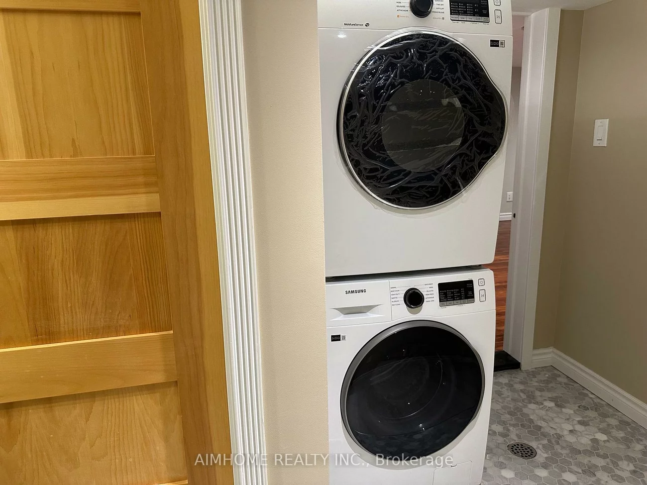 35, Royal Orchard BSMT Unit, Thornhill, Markham