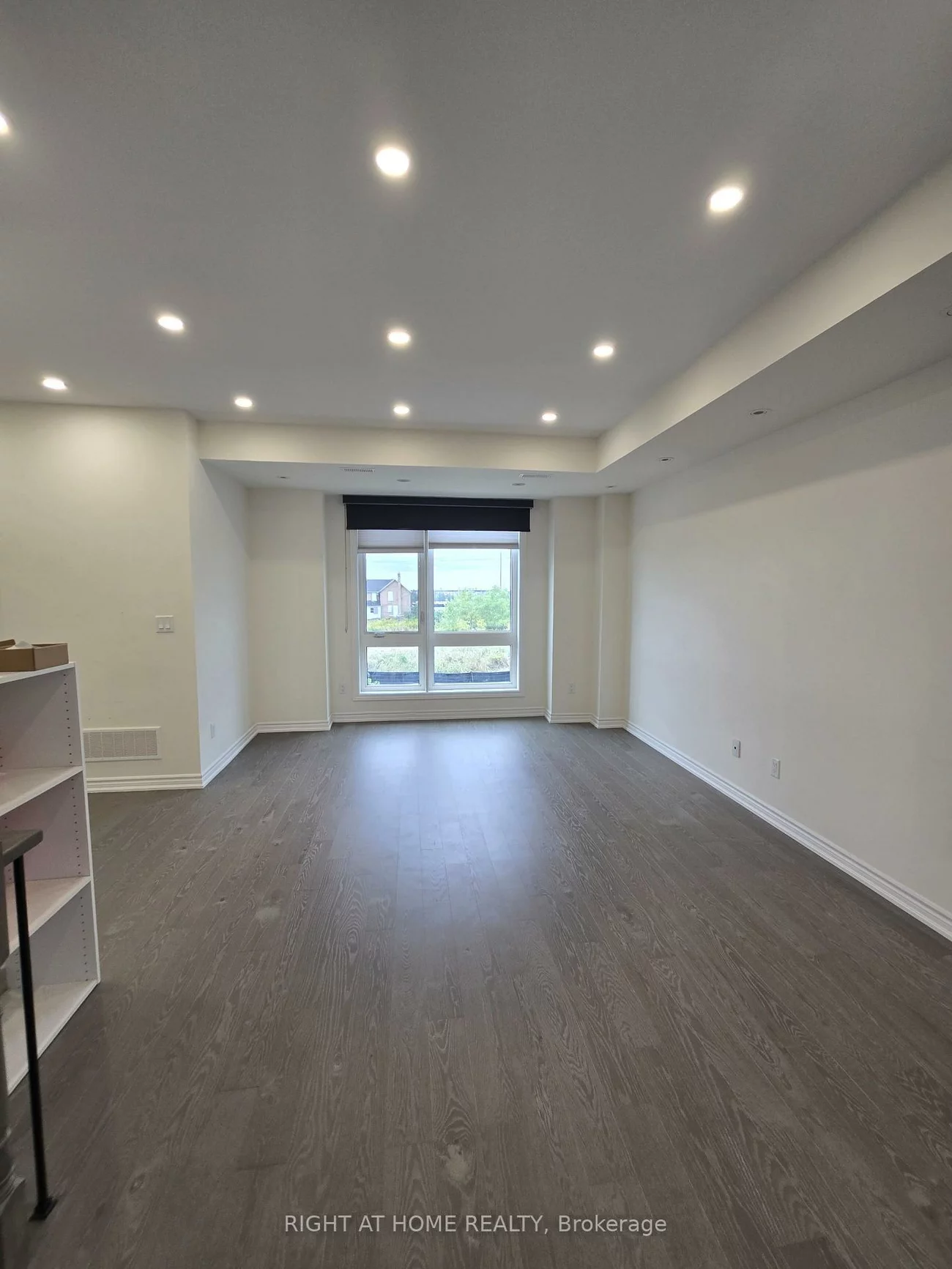 14, Concetta Conte, Victoria Square, Markham