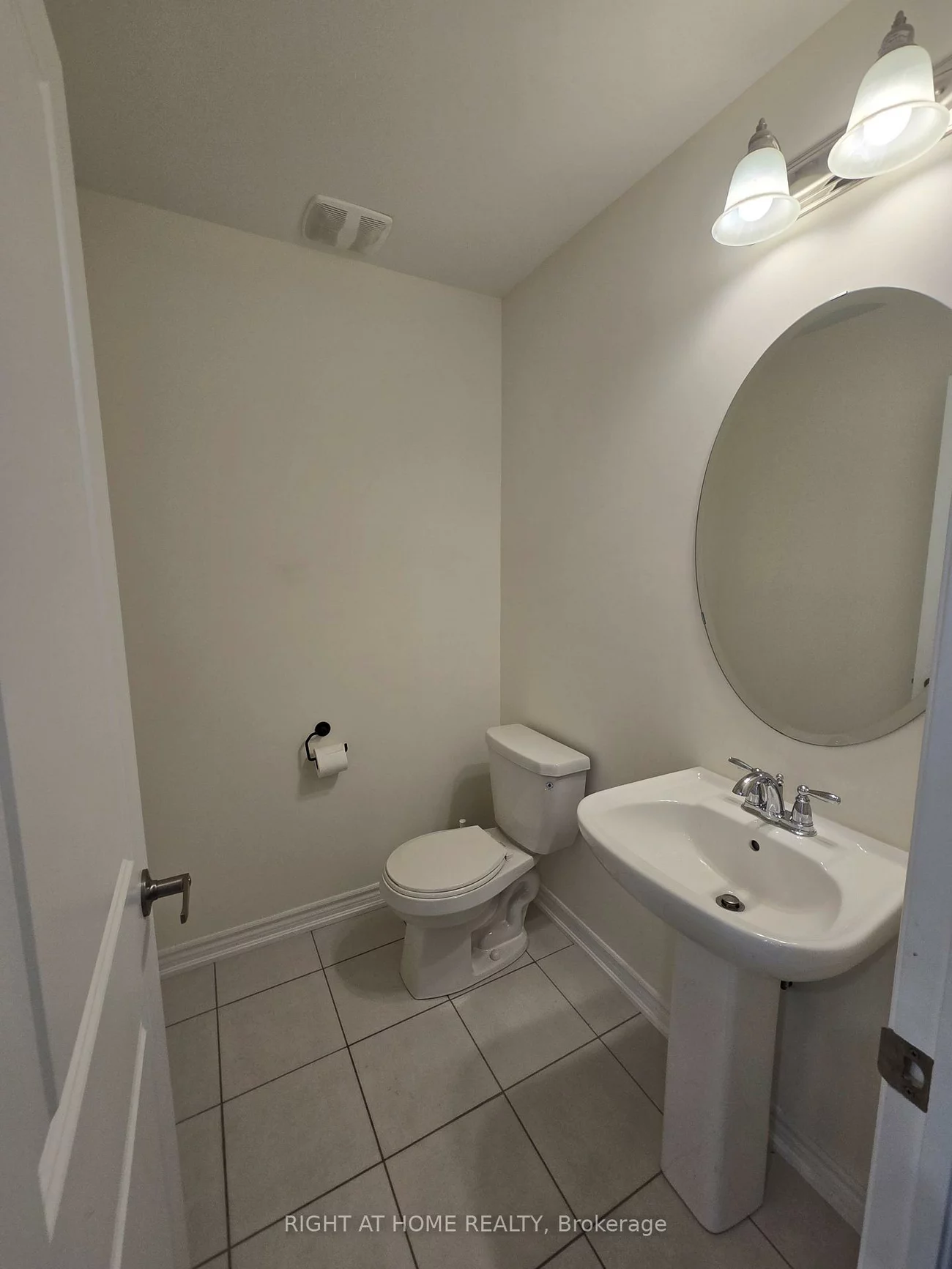 14, Concetta Conte, Victoria Square, Markham