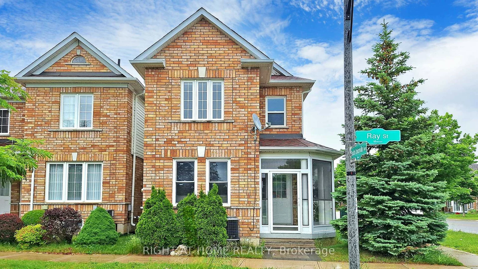 1, Ray, Village Green-South Unionville, Markham