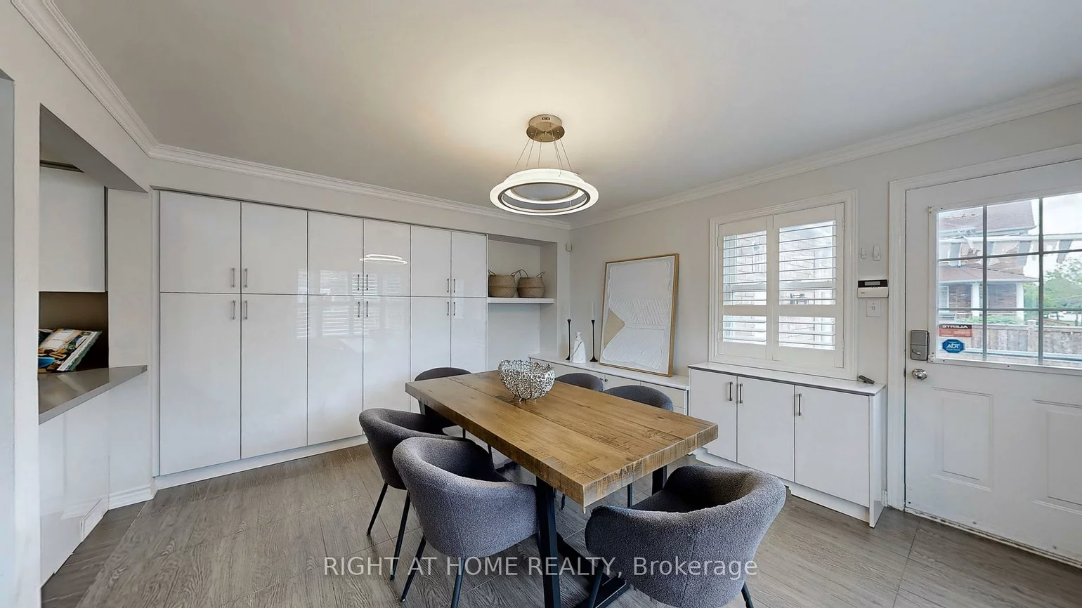 1, Ray, Village Green-South Unionville, Markham
