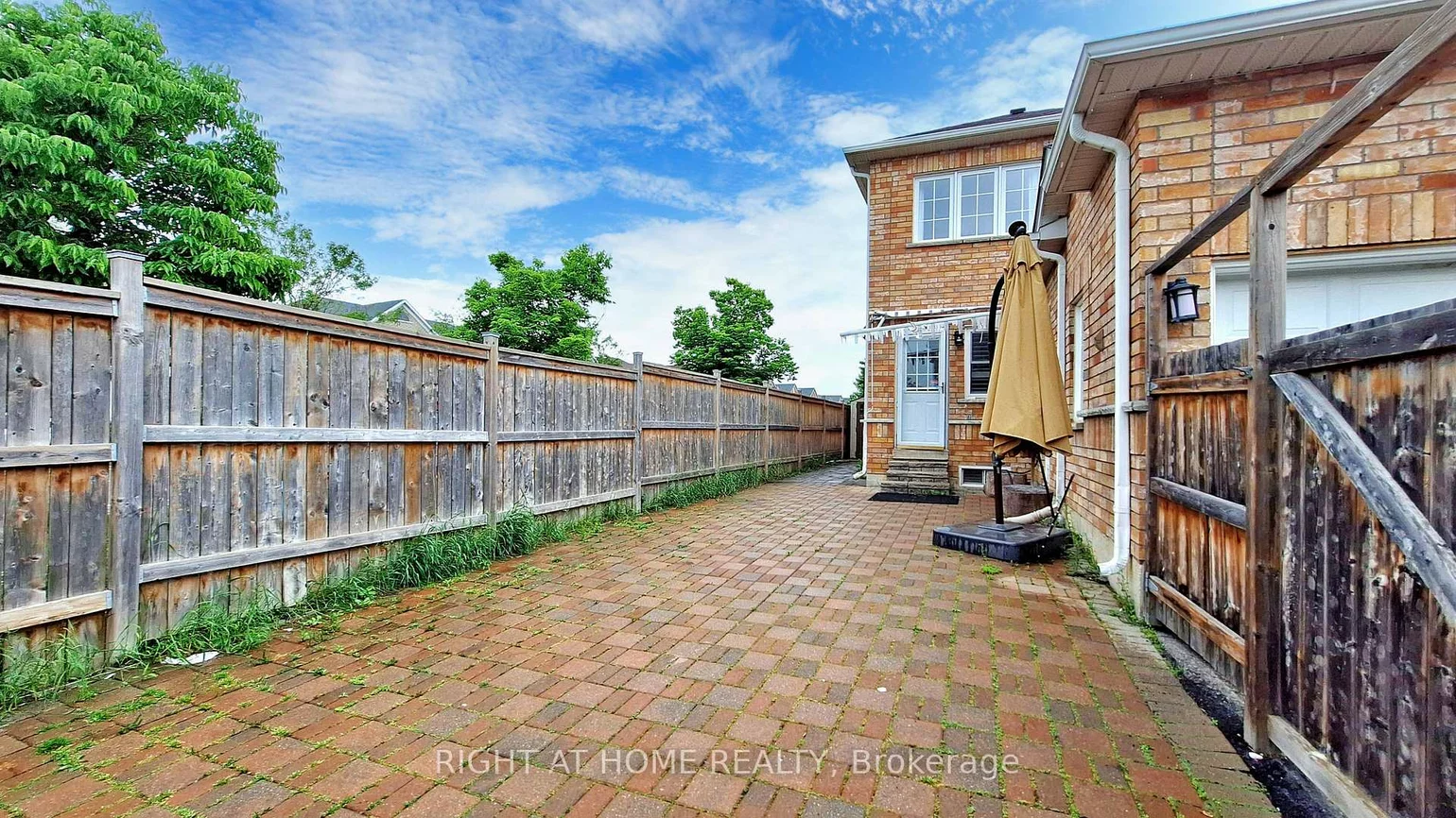 1, Ray, Village Green-South Unionville, Markham