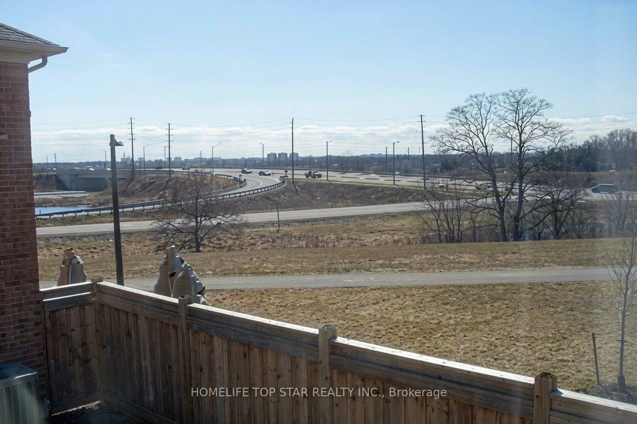 29, Woodway, Cornell, Markham